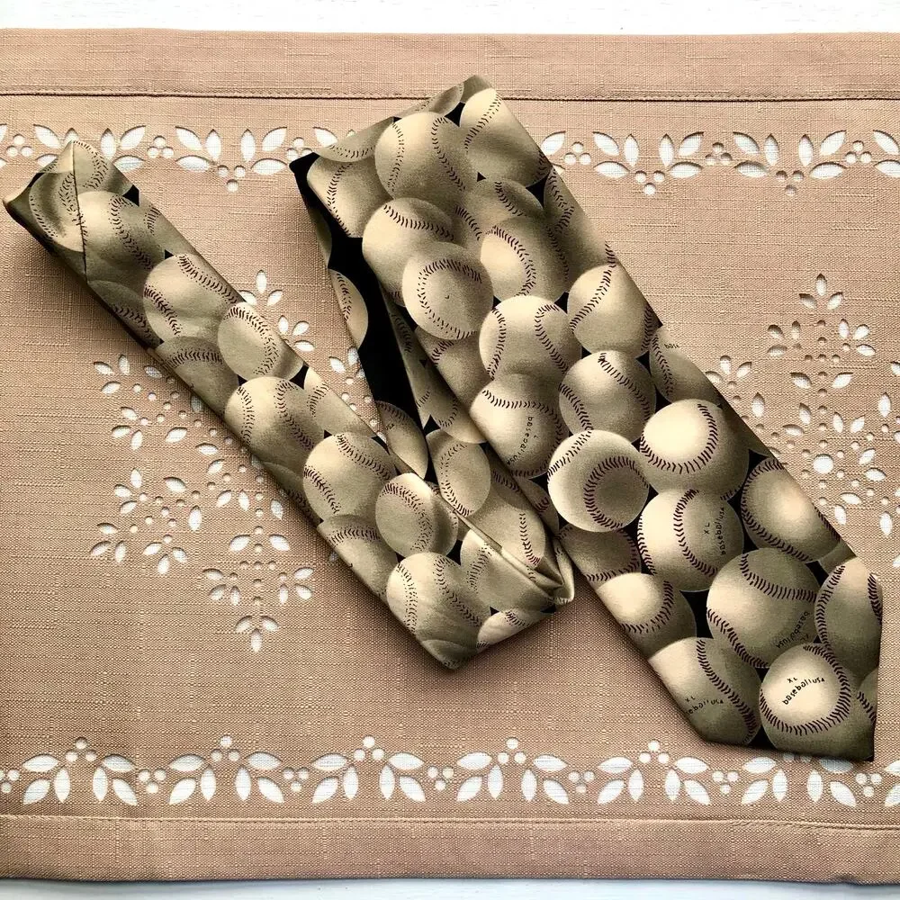 Parquet Geometric Baseball Print Necktie